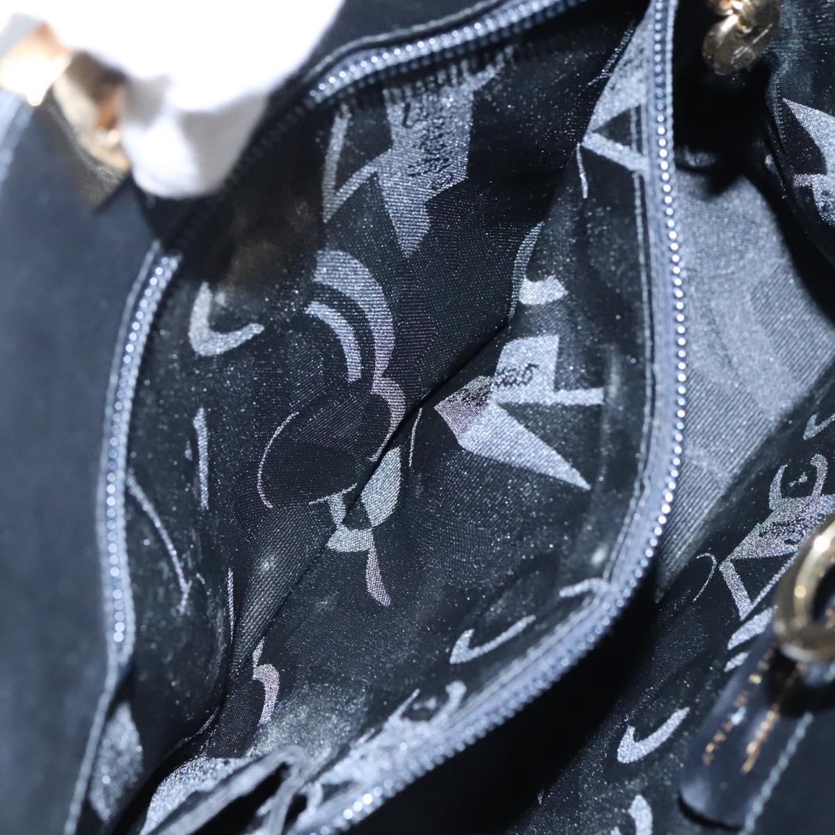 Salvatore Ferragamo Gancini Shoulder Bag Leather Black Gold Auth 107232