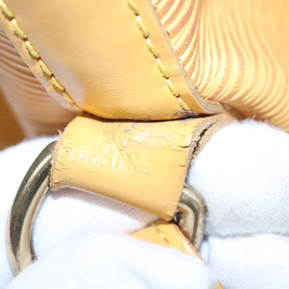 LOUIS VUITTON Epi Petit Noe Shoulder Bag Yellow M44109 LV Auth 107472