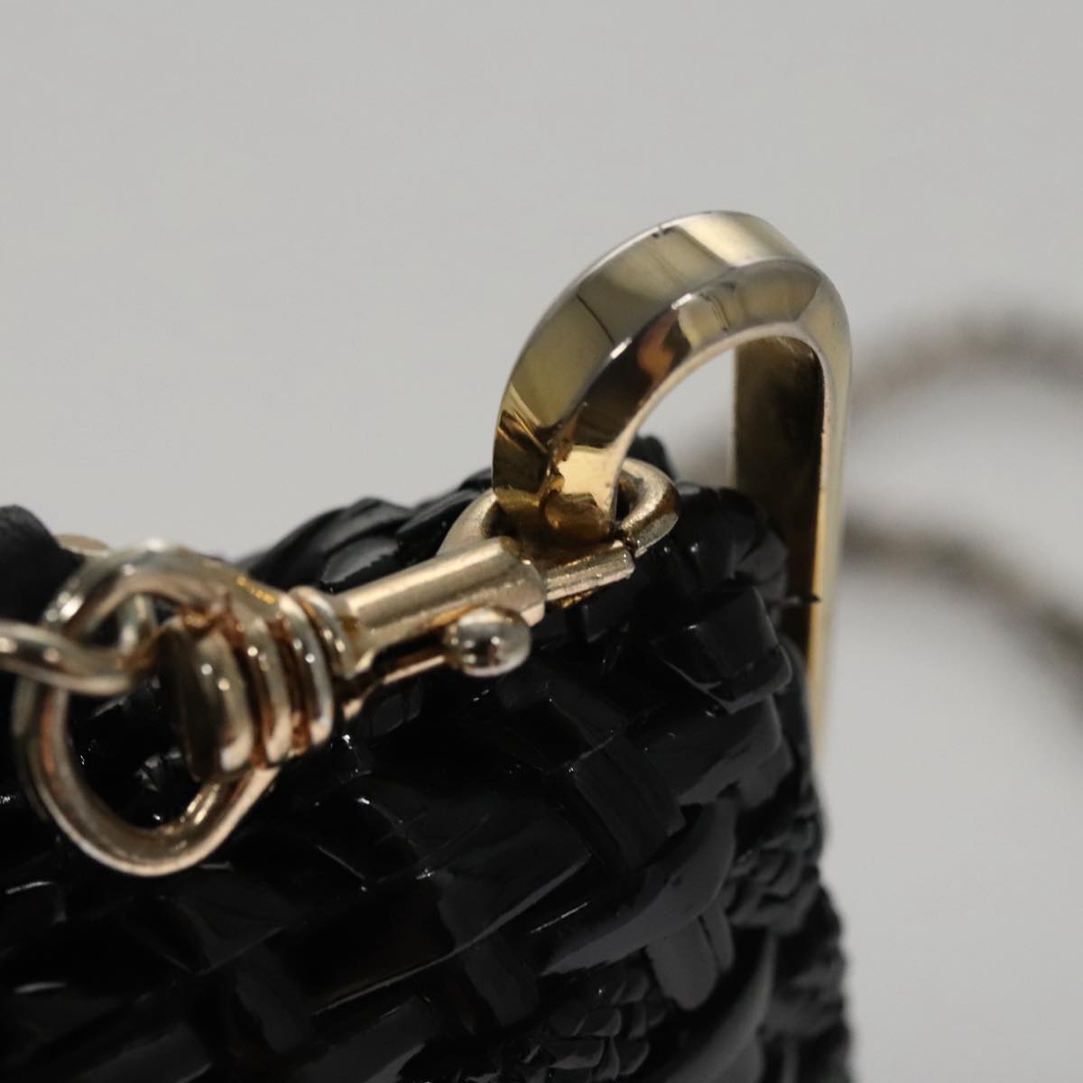 BALLY Chain Shoulder Bag Straw Black Gold Auth 107600