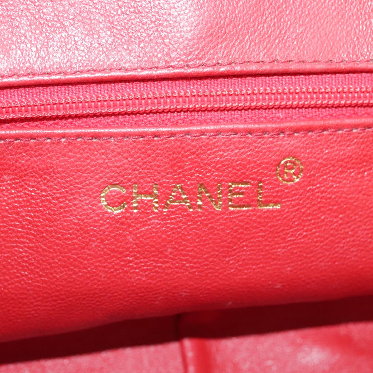 CHANEL Chain Flower Shoulder Bag Leather Red Gold CC Auth 107981