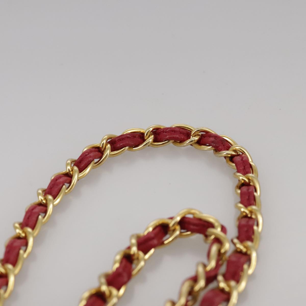 CHANEL Chain Flower Shoulder Bag Leather Red Gold CC Auth 107981