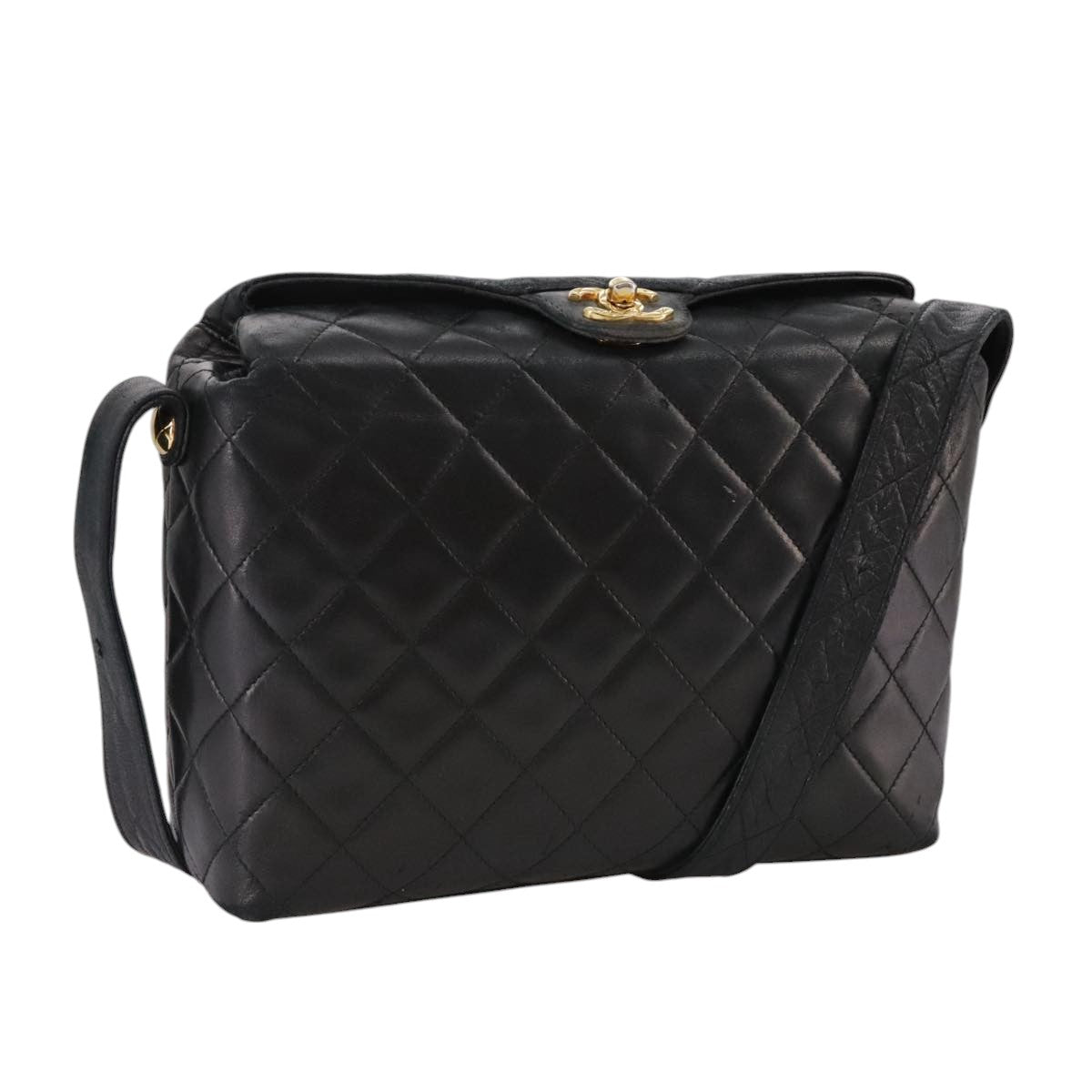 CHANEL Matelasse Shoulder Bag Lamb Skin Black Gold CC Auth 108071