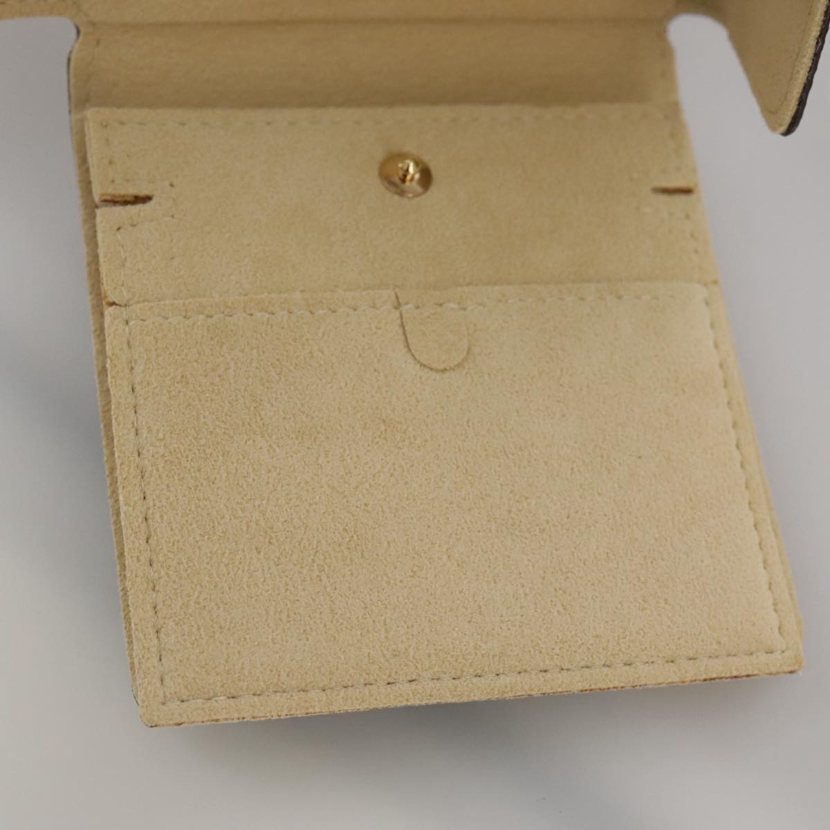 LOUIS VUITTON Monogram Jewelry case Jewelry Box LV Auth 108158