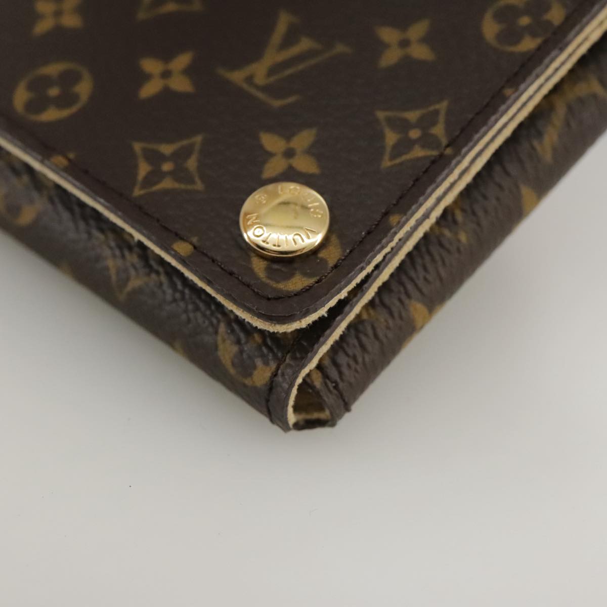 LOUIS VUITTON Monogram Jewelry case Jewelry Box LV Auth 108158