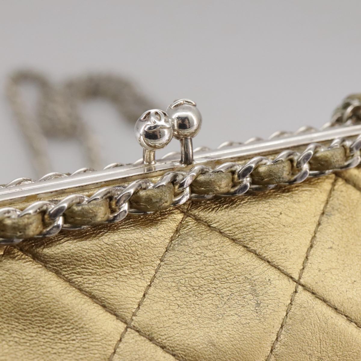 CHANEL Chain Shoulder Bag Lamb Skin Gold CC Auth 108166