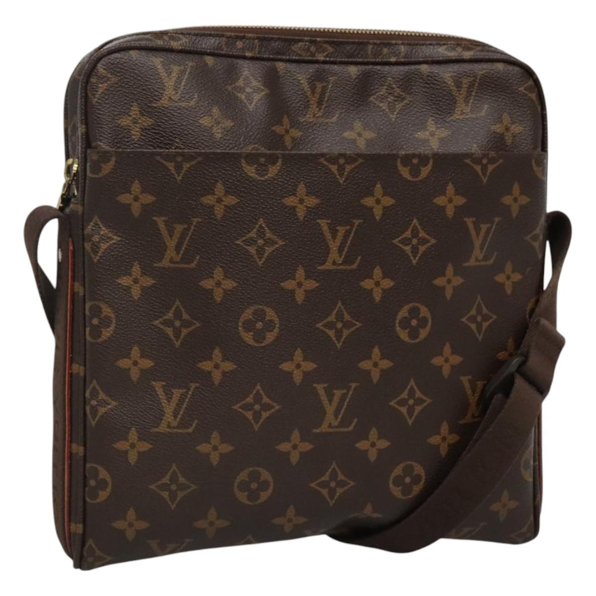 LOUIS VUITTON Monogram Trotteur Beaubourg Shoulder Bag M97037 LV Auth 108297V