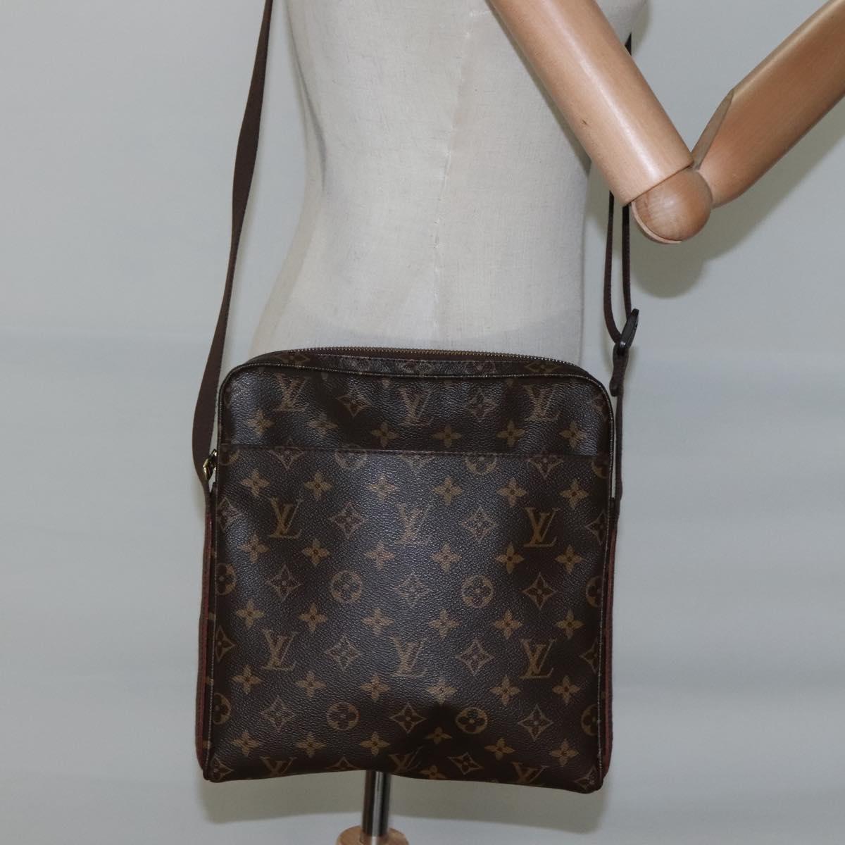LOUIS VUITTON Monogram Trotteur Beaubourg Shoulder Bag M97037 LV Auth 108297V