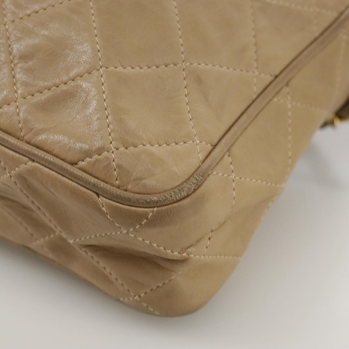 CHANEL Matelasse Chain Shoulder Bag Lamb Skin Beige Gold CC Auth 108395