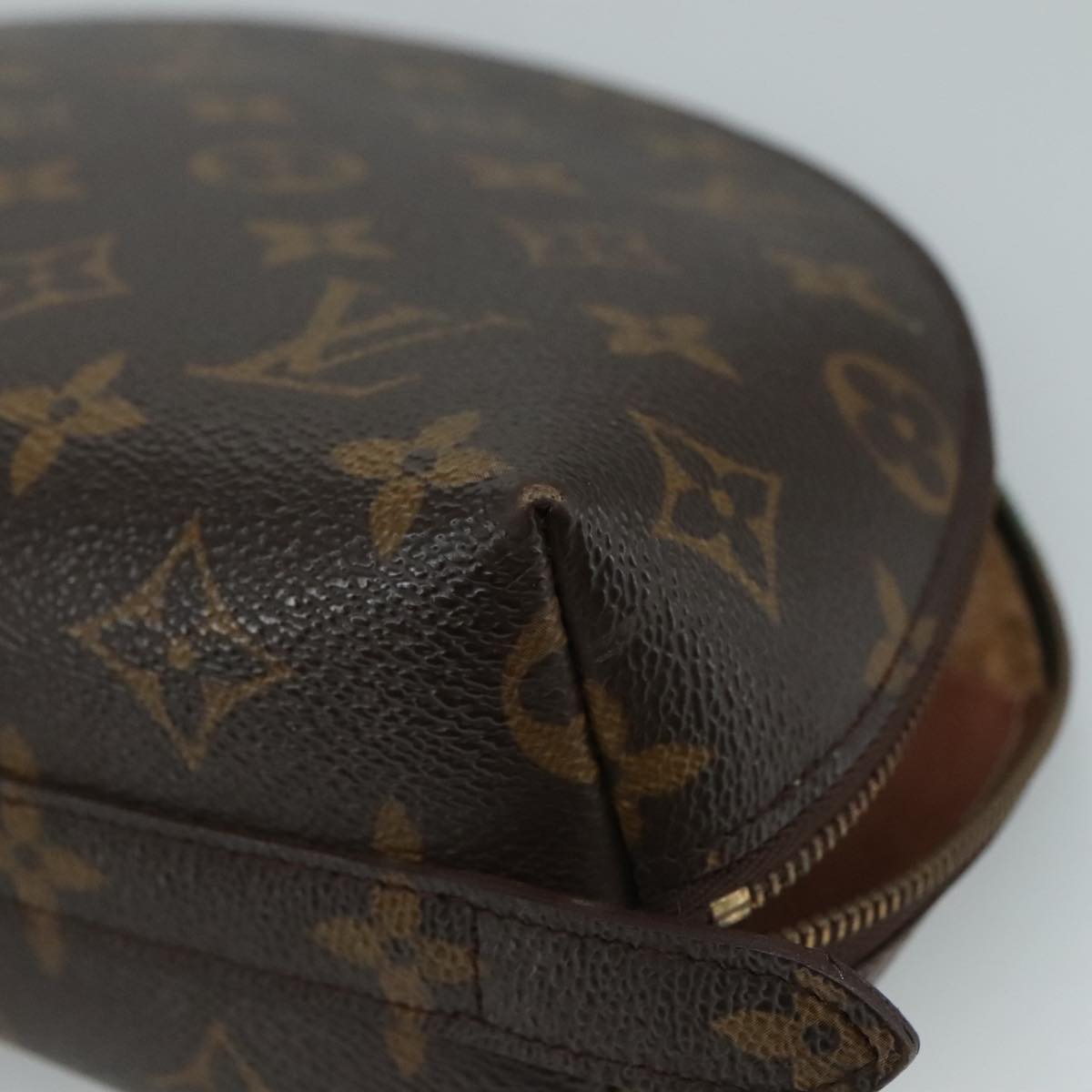 LOUIS VUITTON Monogram Trousse Demi Ronde Cosmetic Pouch M47520 LV Auth 108556