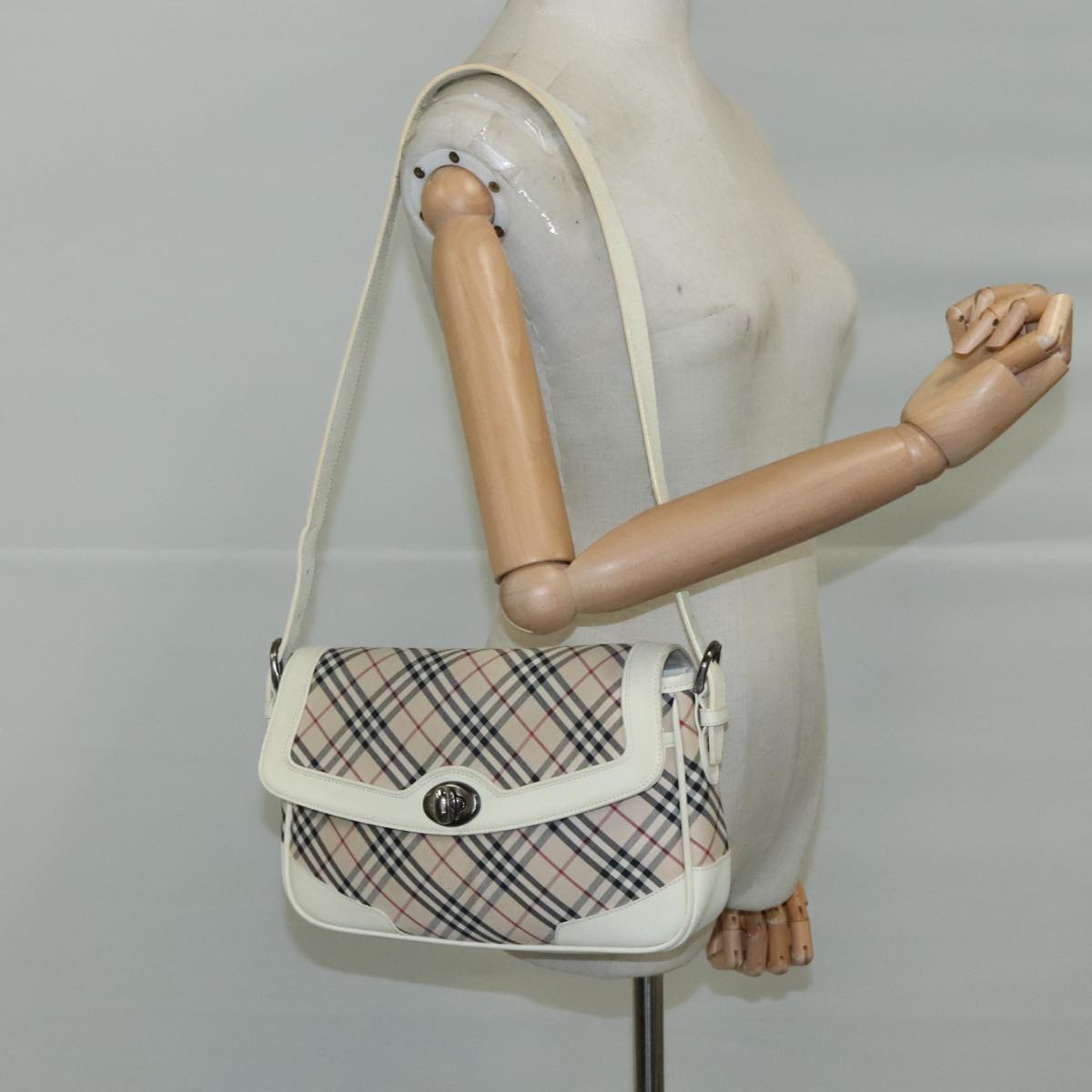 BURBERRY Nova Check Shoulder Bag Canvas Leather Beige White Silver Auth 108570