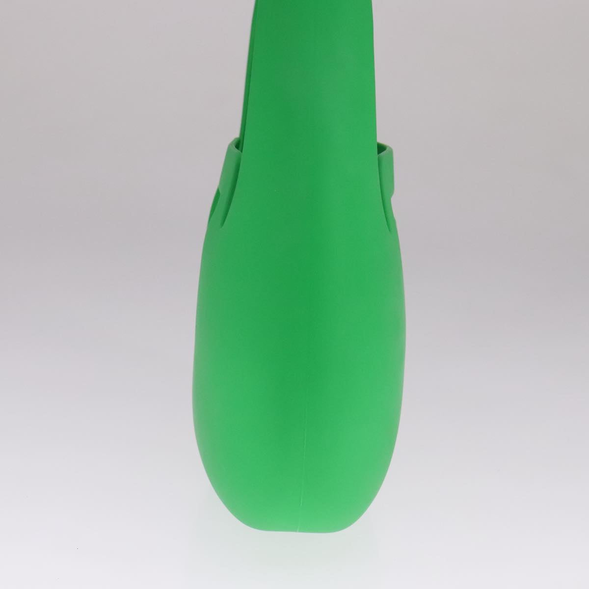 BOTTEGA VENETA Triangle Punch Shoulder Bag Rubber Green Auth 108918V