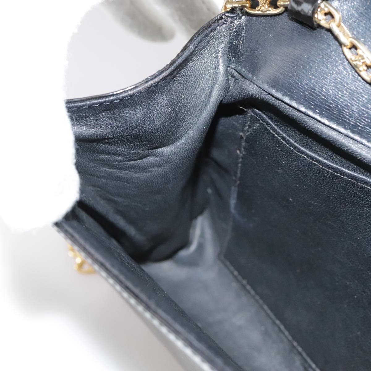 CELINE Chain Shoulder Bag Patent leather Black Auth 108958