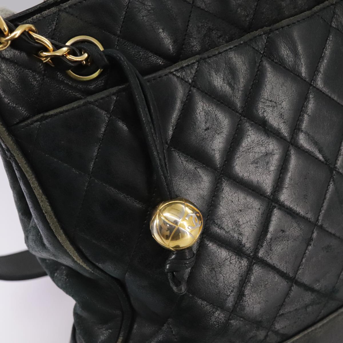 CHANEL Matelasse Chain Shoulder Bag Leather Gold Black CC Auth 108965