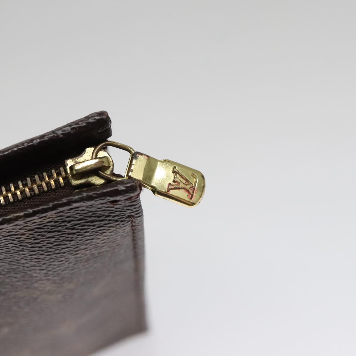 LOUIS VUITTON Monogram Poche Toilette 26 Pouch M47542 LV Auth 109015