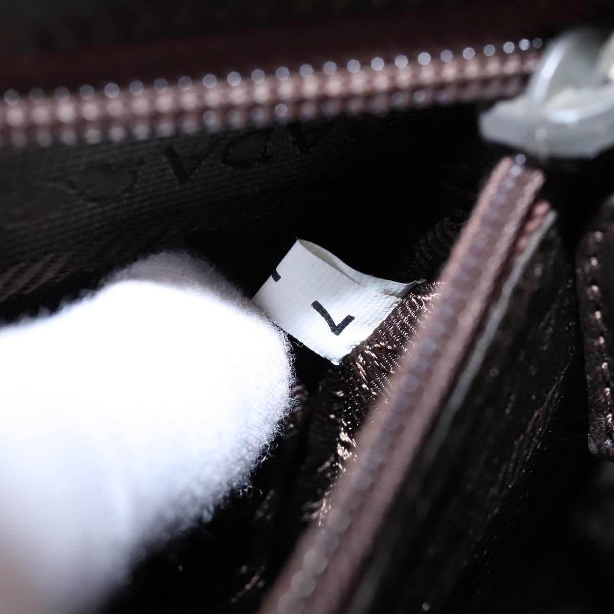 PRADA Shoulder Bag Leather Beige Silver Auth 109082