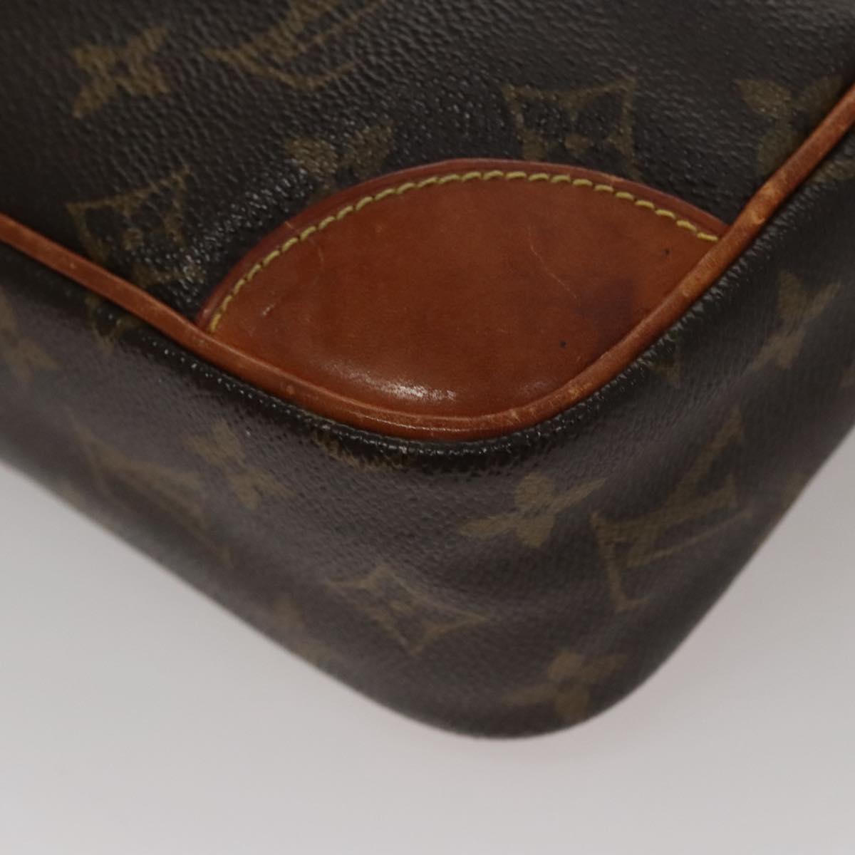 LOUIS VUITTON Monogram Compiegne 28 Clutch Bag M51845 LV Auth 109325