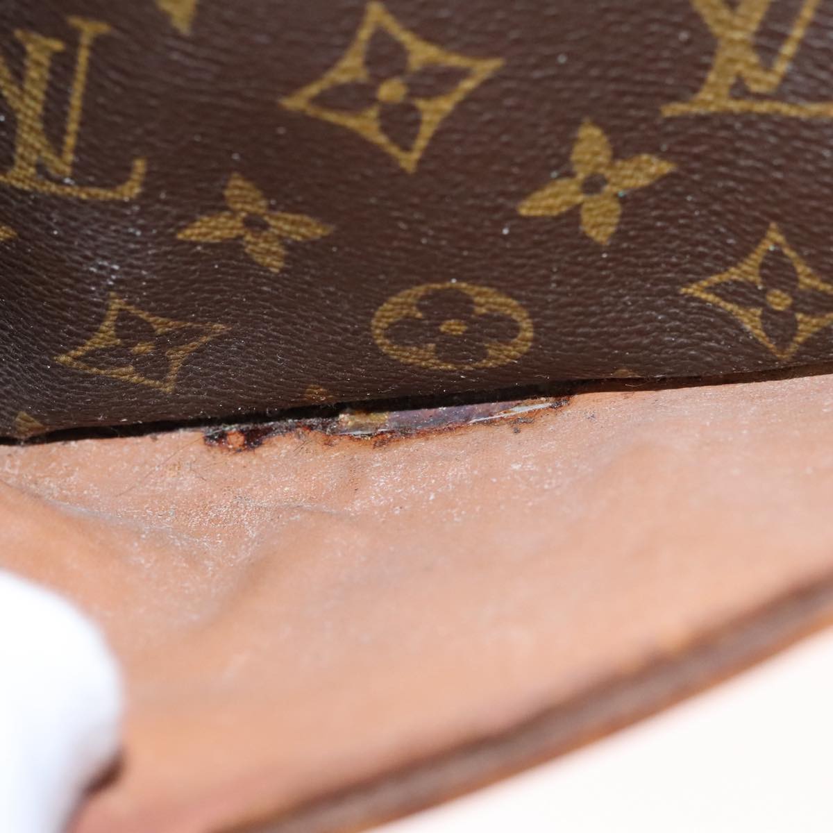 LOUIS VUITTON Monogram Compiegne 28 Clutch Bag M51845 LV Auth 109325