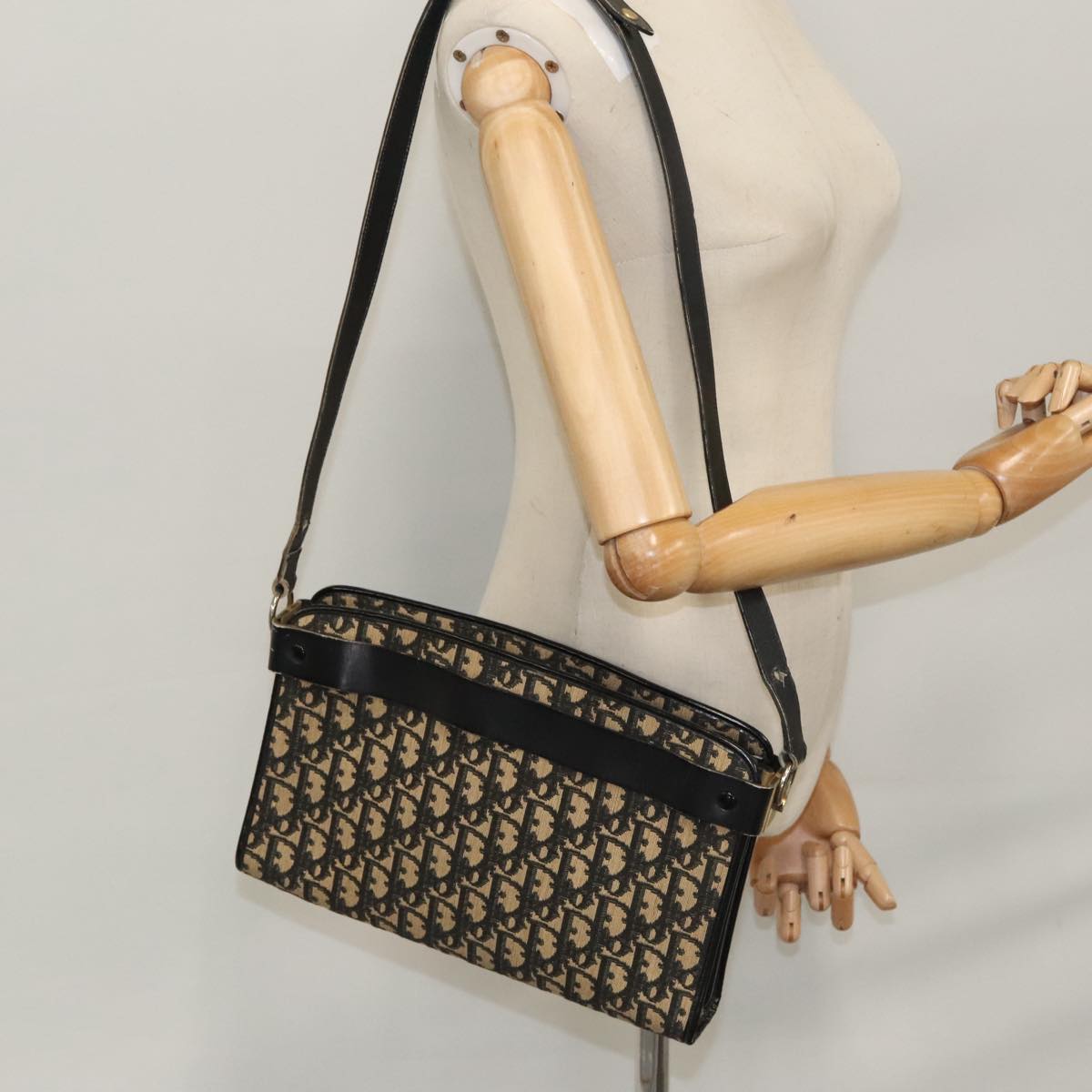 Christian Dior Trotter Canvas Shoulder Bag Navy Auth 109699