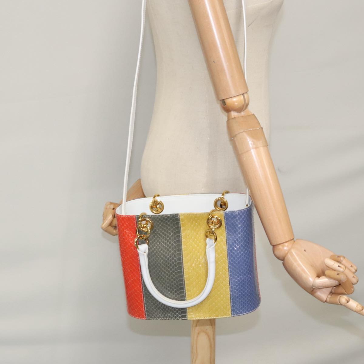 Salvatore Ferragamo Gancini Embossing Bag Leather 2way Multicolor Auth 109792V