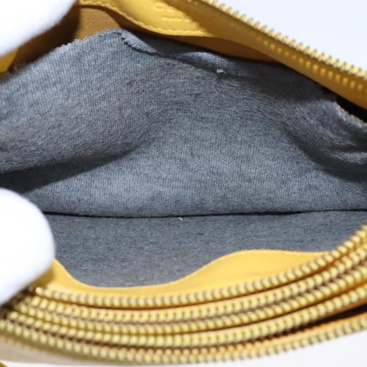 CELINE Trio Shoulder Bag Leather Yellow Gold Auth 109899