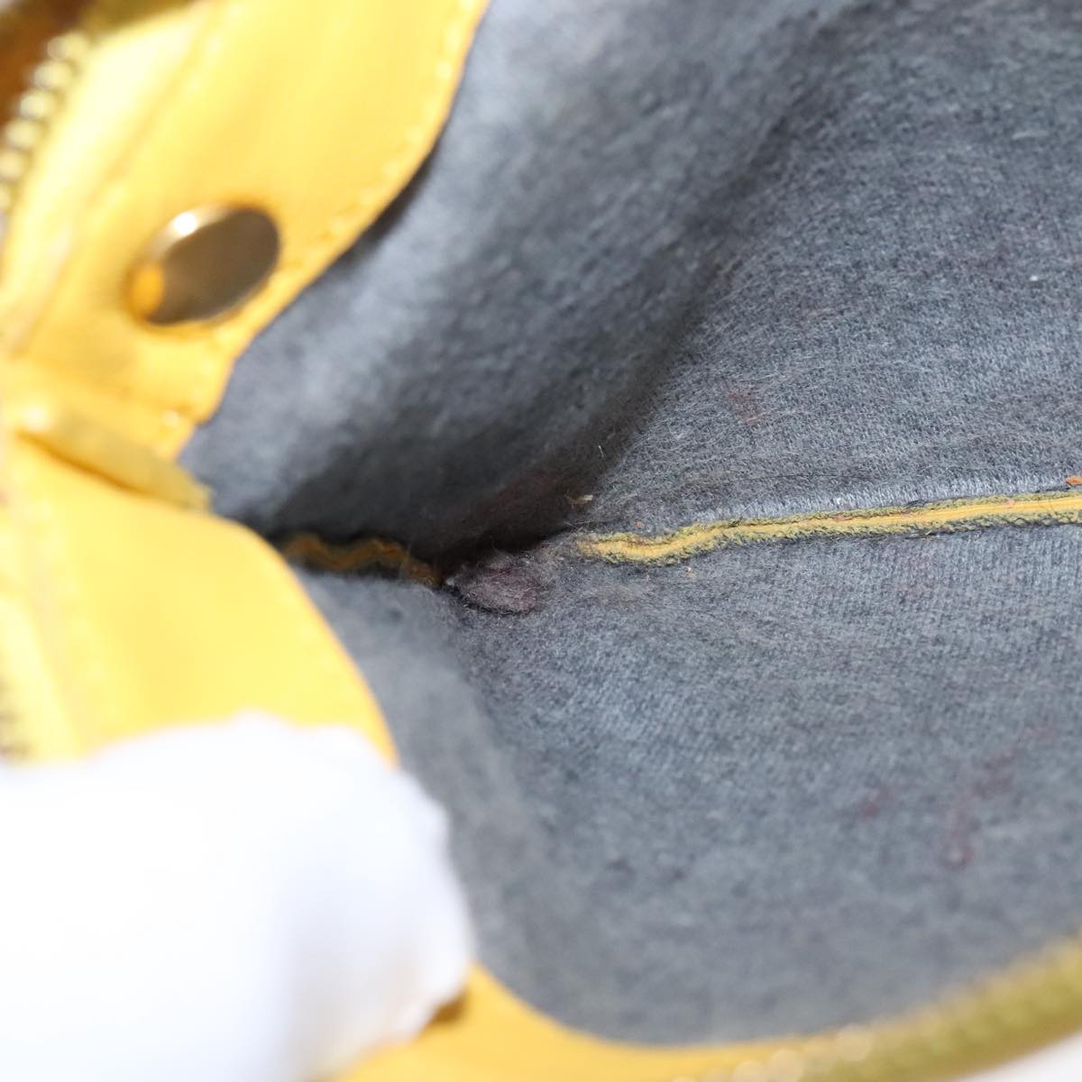 CELINE Trio Shoulder Bag Leather Yellow Gold Auth 109899