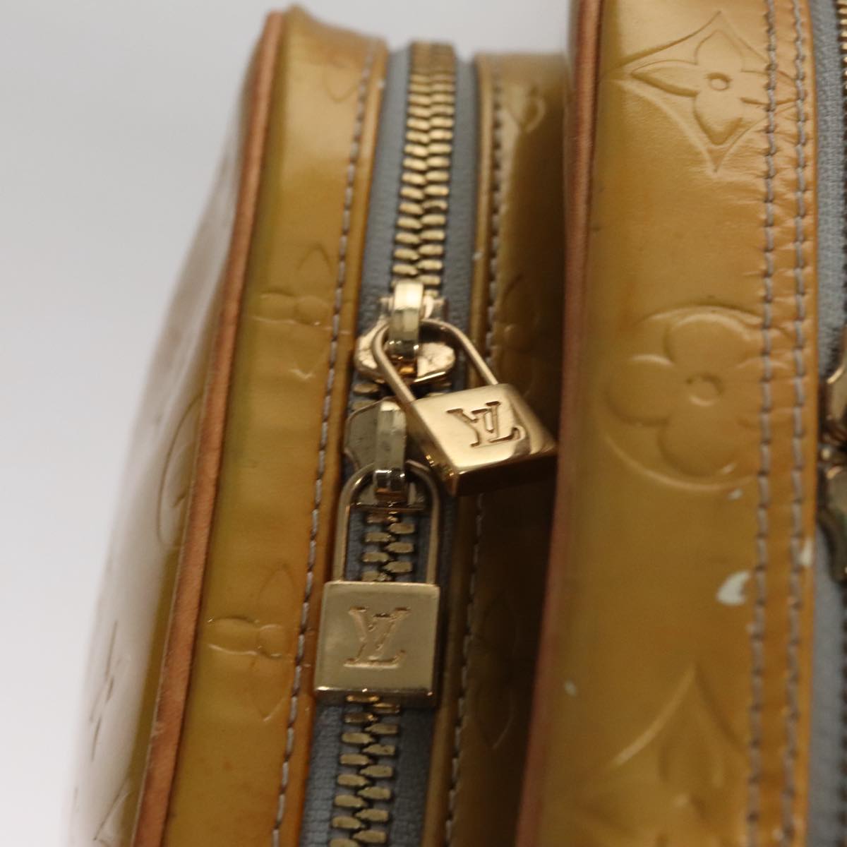 LOUIS VUITTON Monogram Vernis Wooster Shoulder Bag Gris M91036 LV Auth 110001