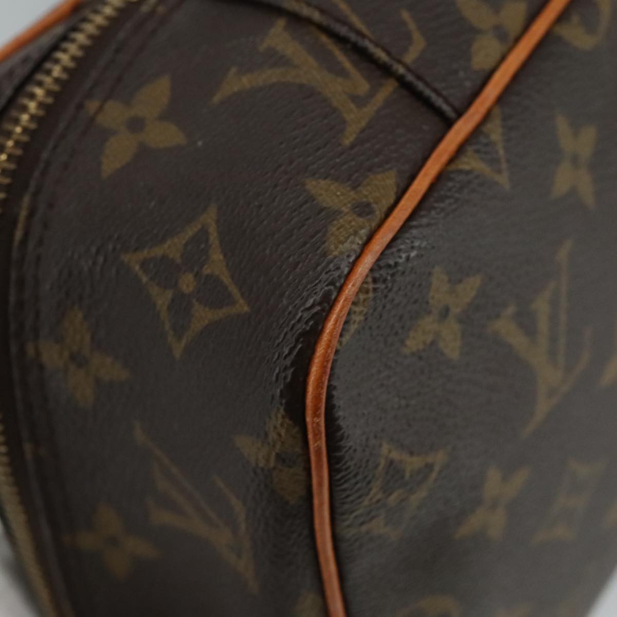 LOUIS VUITTON Monogram Trousse Boite Cosmetic Pouch M47640 LV Auth 110007