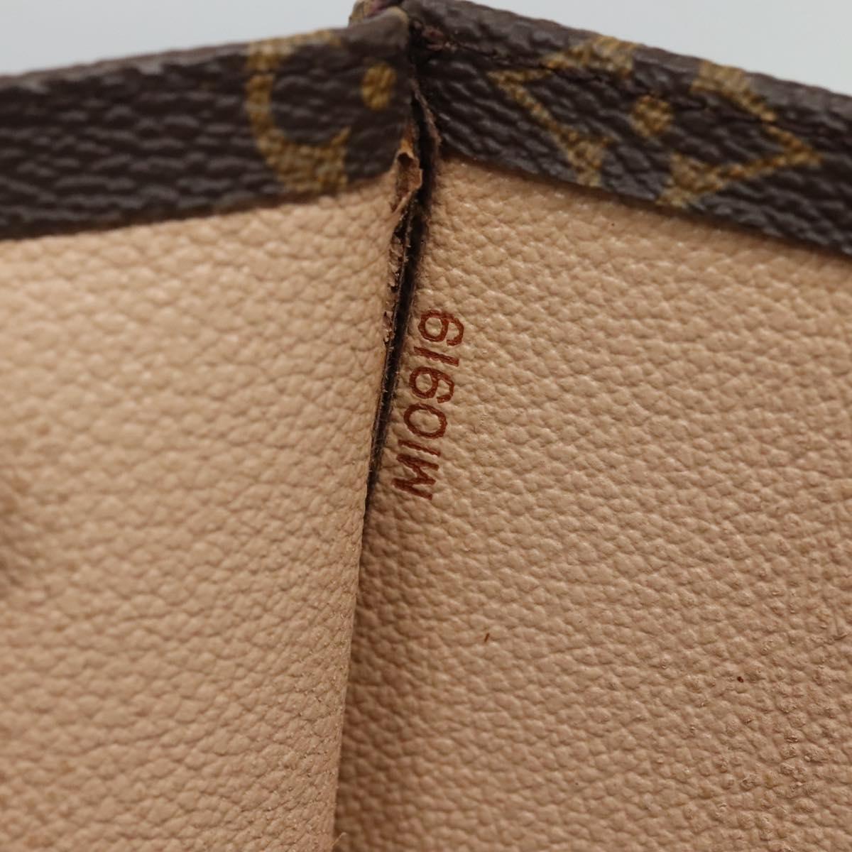 LOUIS VUITTON Monogram Sac Plat Hand Bag M51140 LV Auth 110357