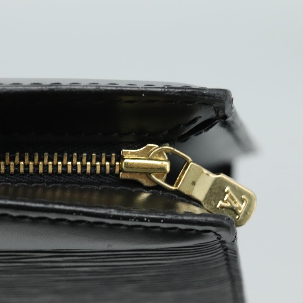 LOUIS VUITTON Epi Trousse Crete Pouch Black M48402 LV Auth 110654
