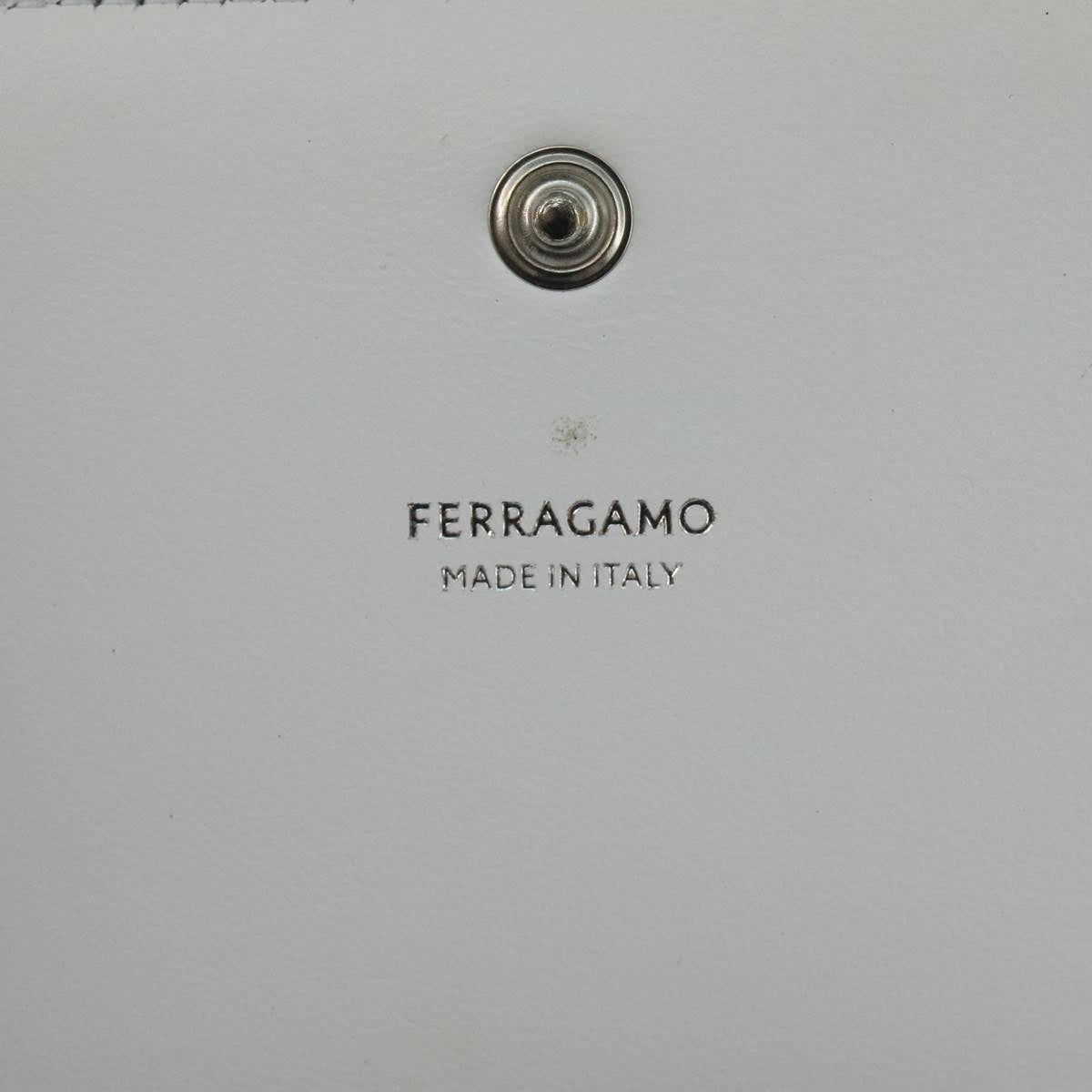 Salvatore Ferragamo hand Pouch Leather White Silver Auth 110793V