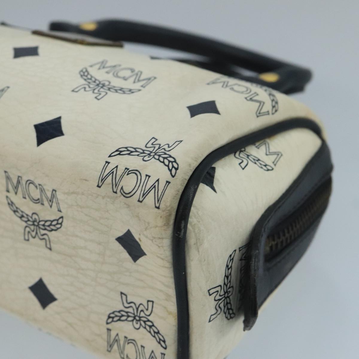 MCM Vicetos Logogram Hand Bag PVC Leather 2way White Navy gold Auth 110795