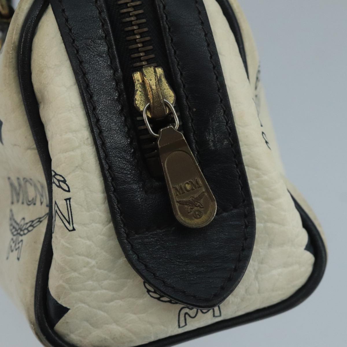 MCM Vicetos Logogram Hand Bag PVC Leather 2way White Navy gold Auth 110795