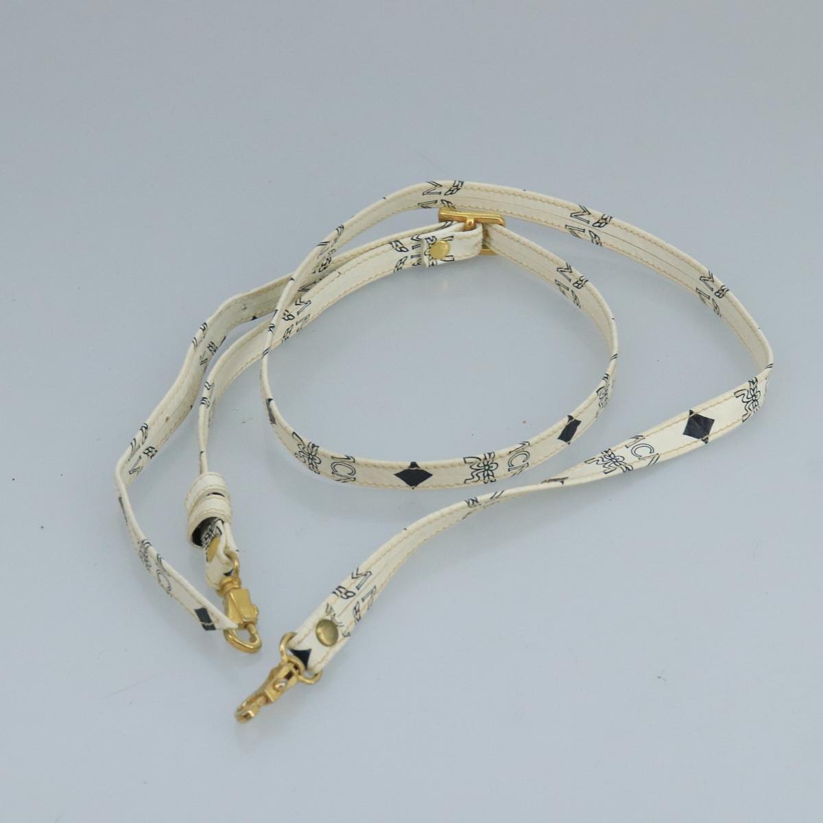 MCM Vicetos Logogram Hand Bag PVC Leather 2way White Navy gold Auth 110795