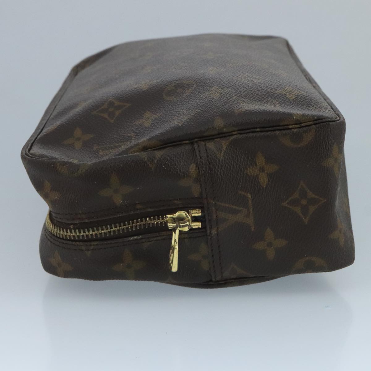 LOUIS VUITTON Monogram Trousse Toilette 28 Clutch Bag M47522 LV Auth 111034