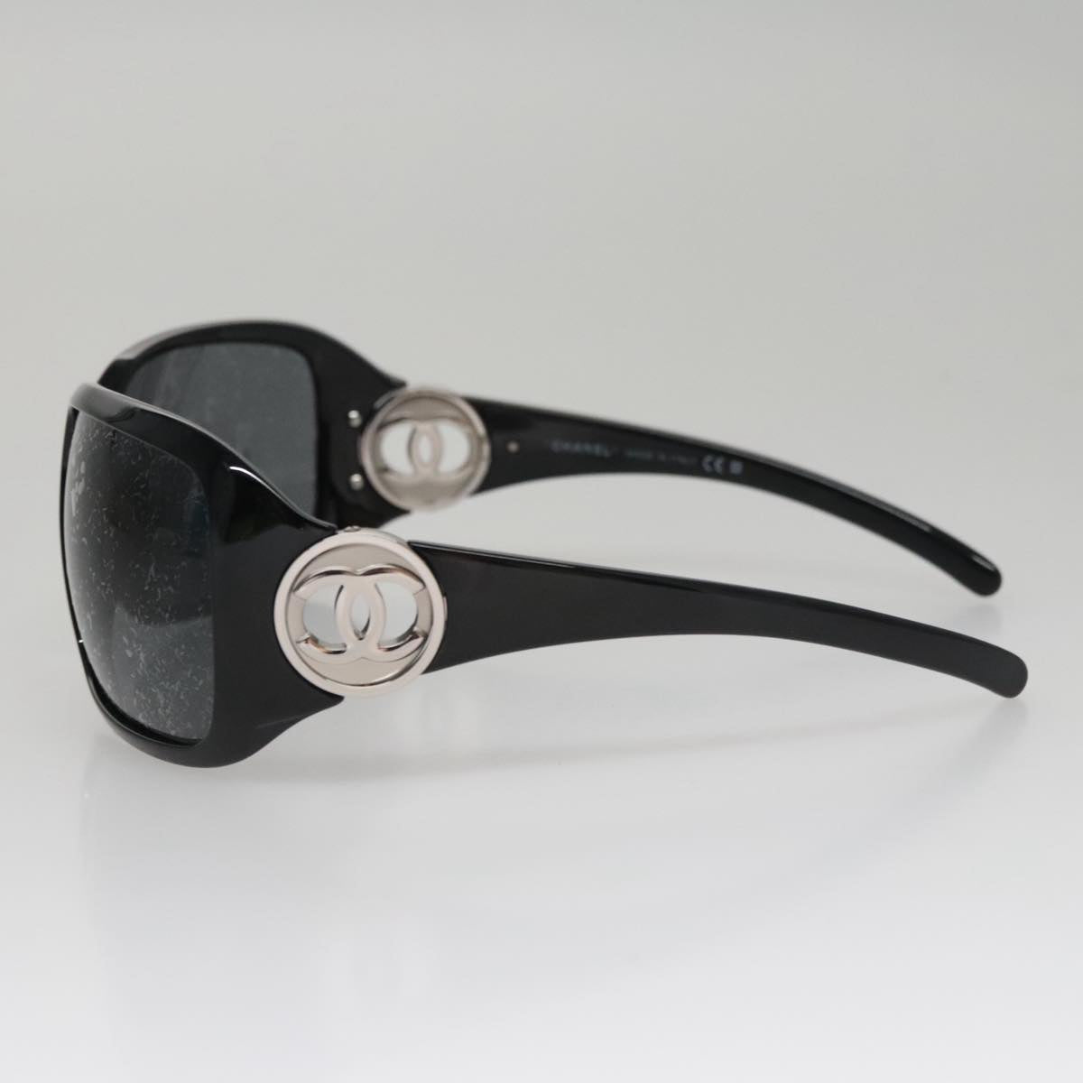 CHANEL Sunglasses plastic Black CC Auth 111071V