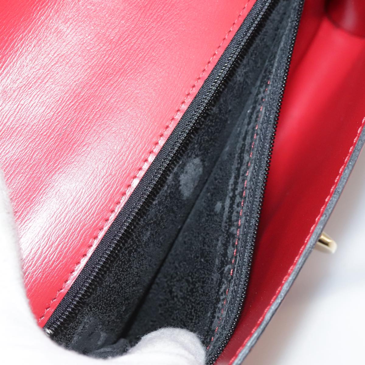 LOUIS VUITTON Epi Pochette Arche Shoulder Bag Red M52577 LV Auth 111418