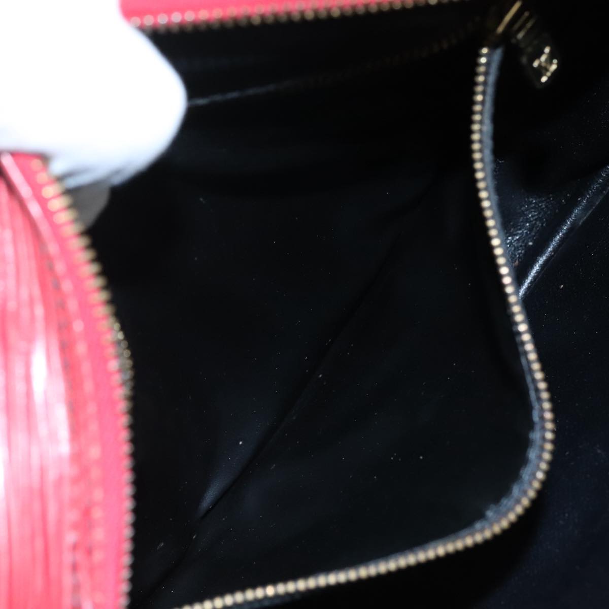 LOUIS VUITTON Epi Jeune Fille MM Shoulder Bag Red M52157 LV Auth 111421