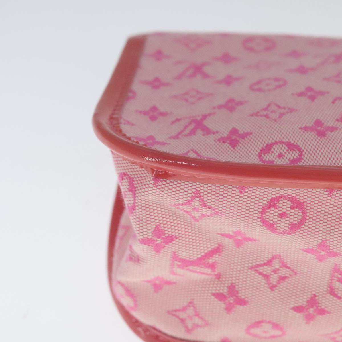 LOUIS VUITTON Monogram Mini Trousse Marie Kate Strawberry M92934 Auth 111458AV