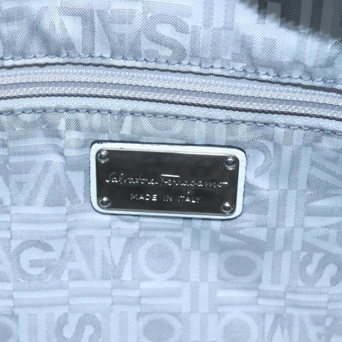 Salvatore Ferragamo Gancini Hand Bag Leather White Silver Auth 111747