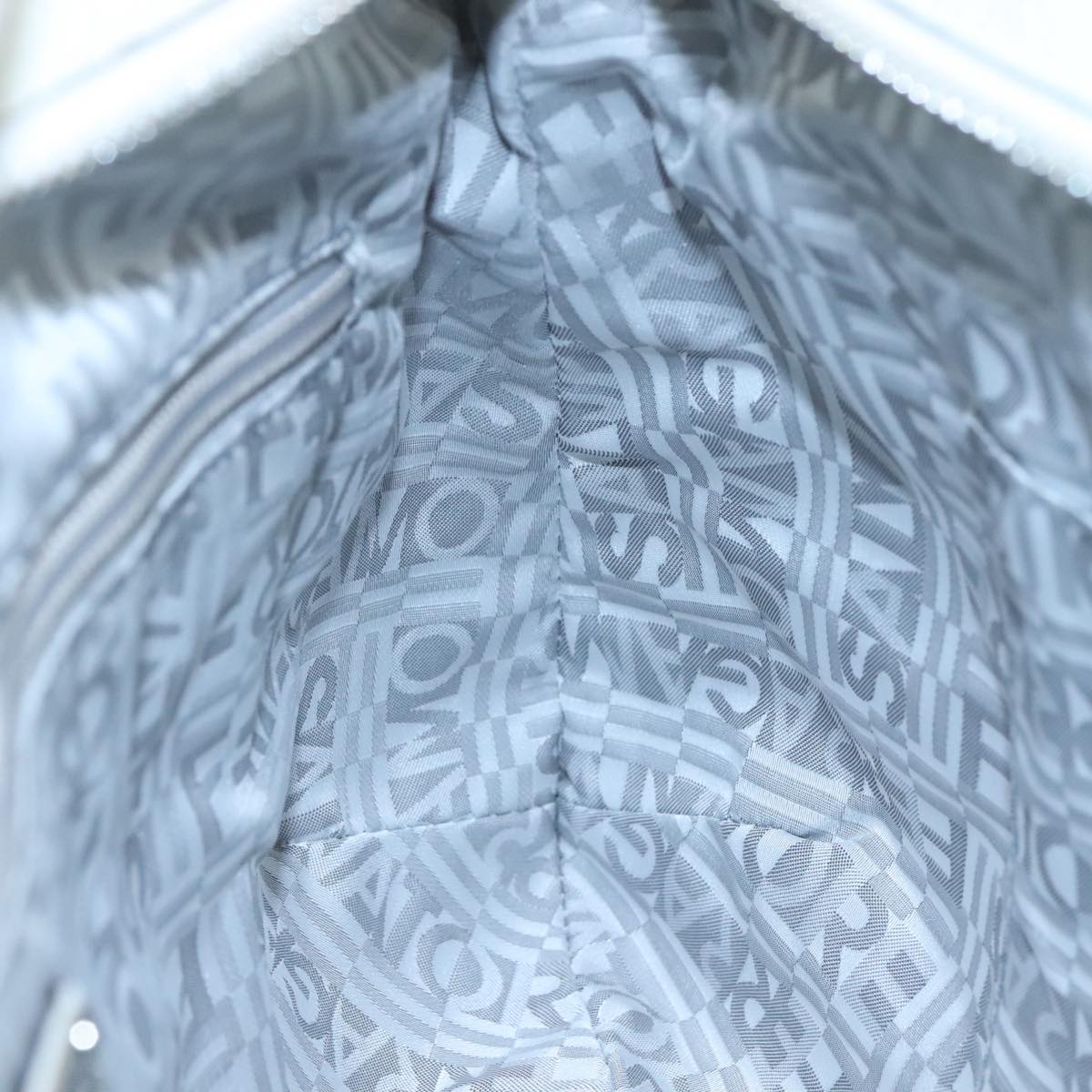 Salvatore Ferragamo Gancini Hand Bag Leather White Silver Auth 111747