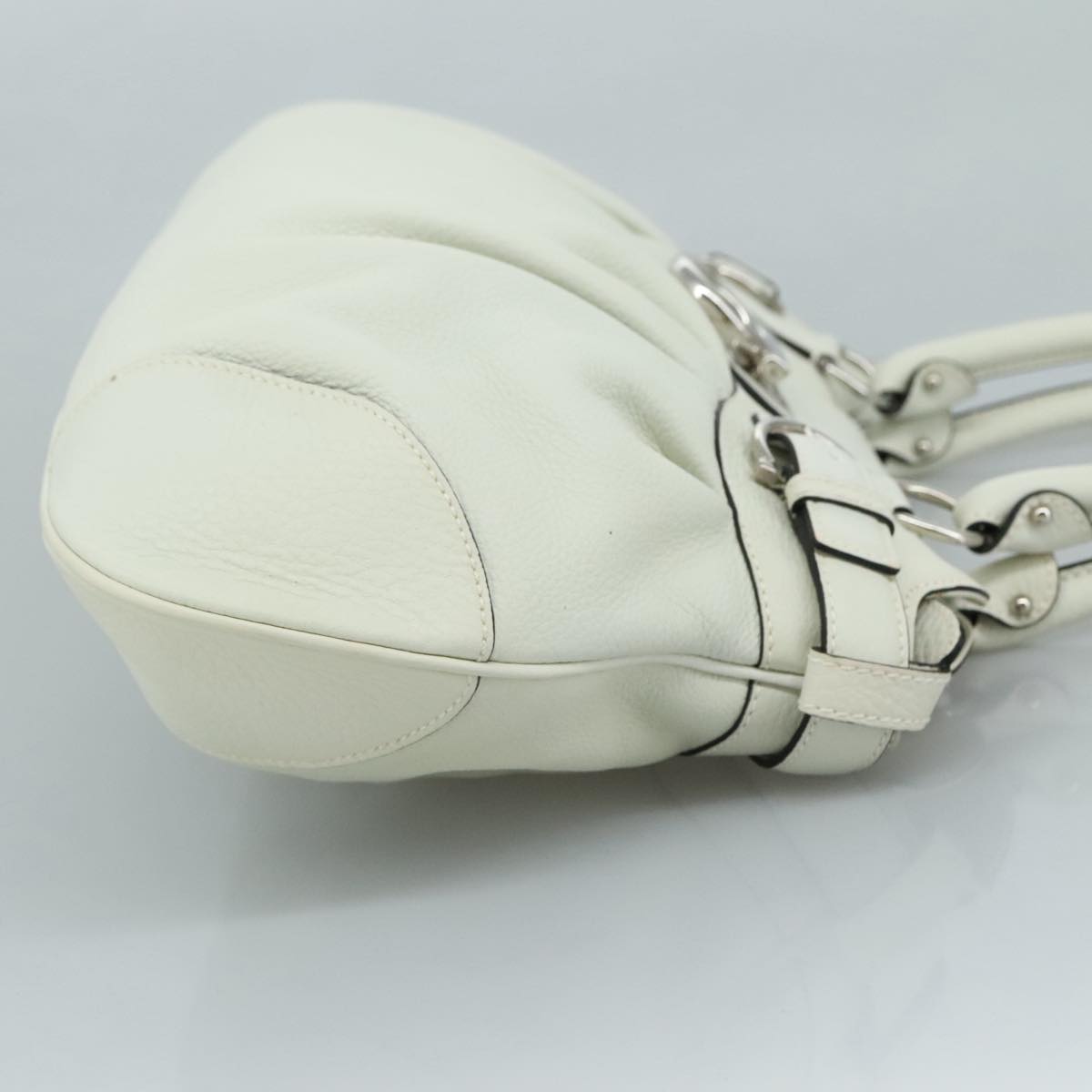 Salvatore Ferragamo Gancini Hand Bag Leather White Silver Auth 111747
