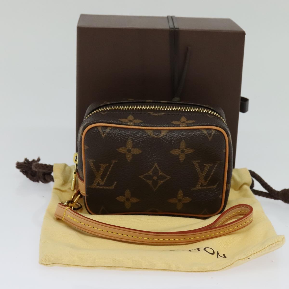 LOUIS VUITTON Monogram Trousse Wapity Pouch M58030 LV Auth 111775V