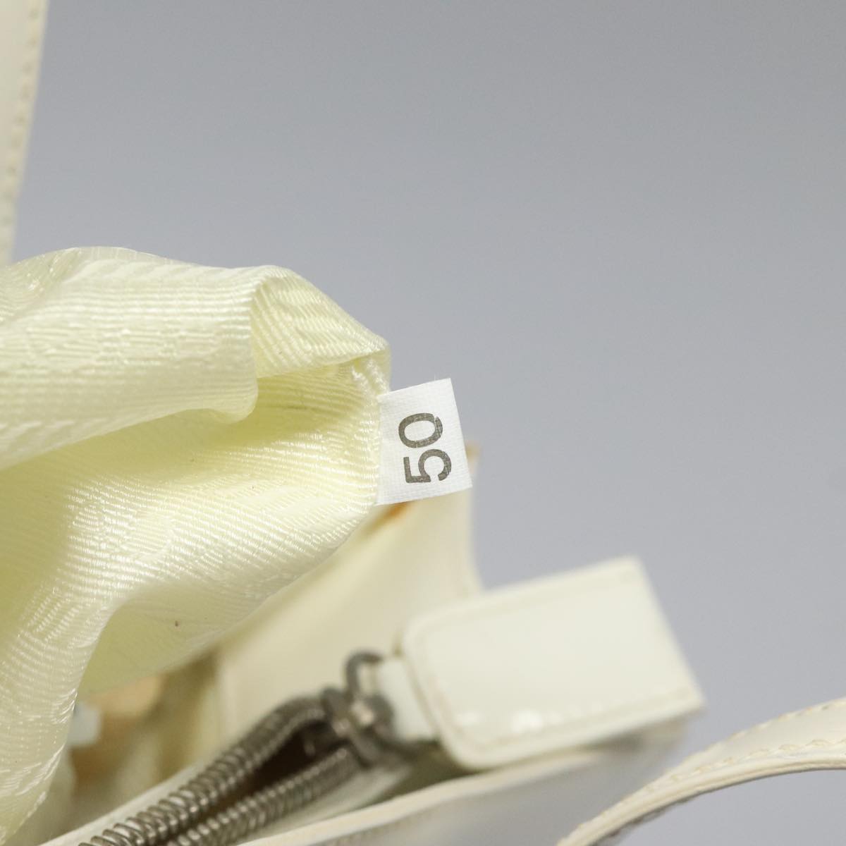 PRADA Hand Bag Patent leather White Auth 112079