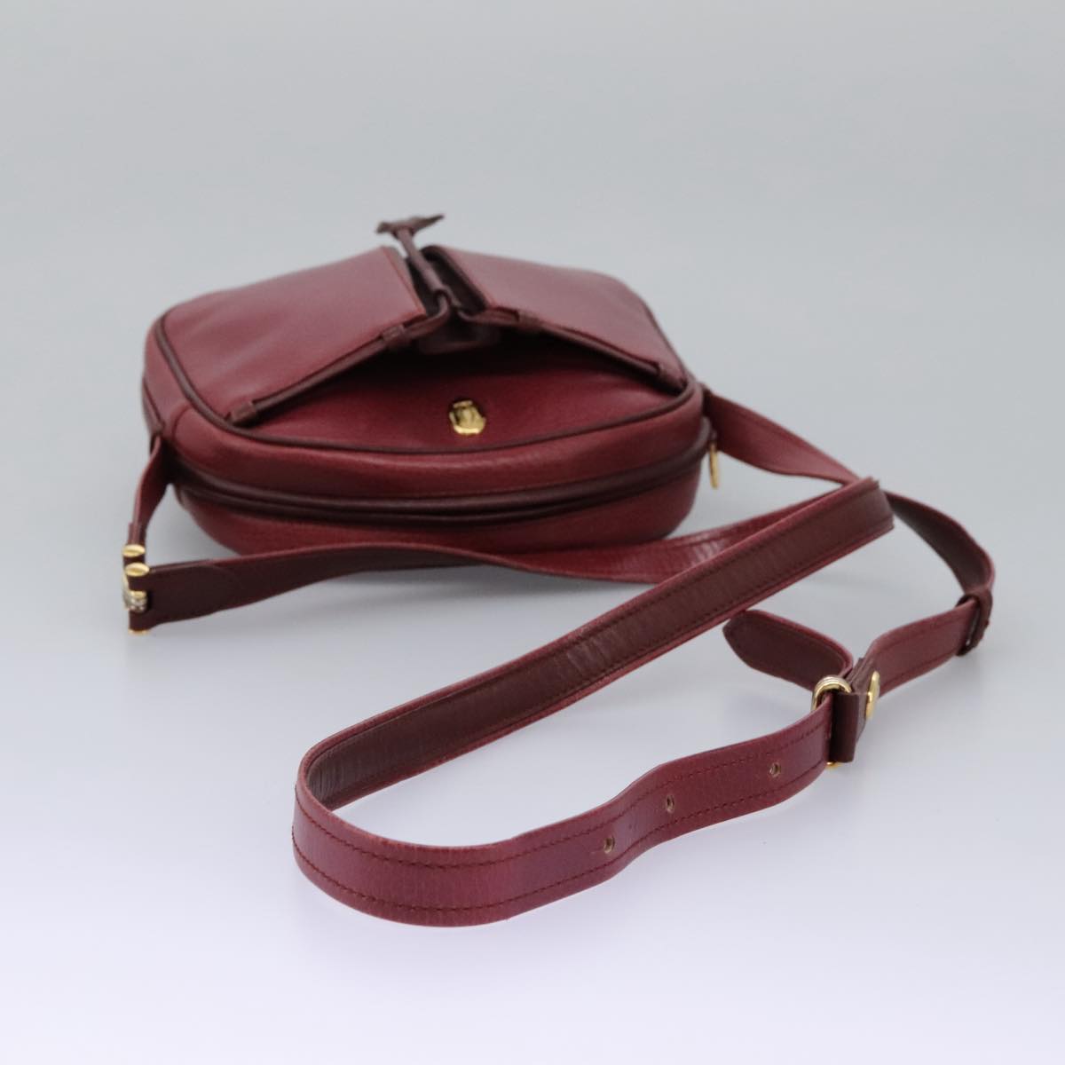 CARTIER Shoulder Bag Leather Red Gold Auth 112095