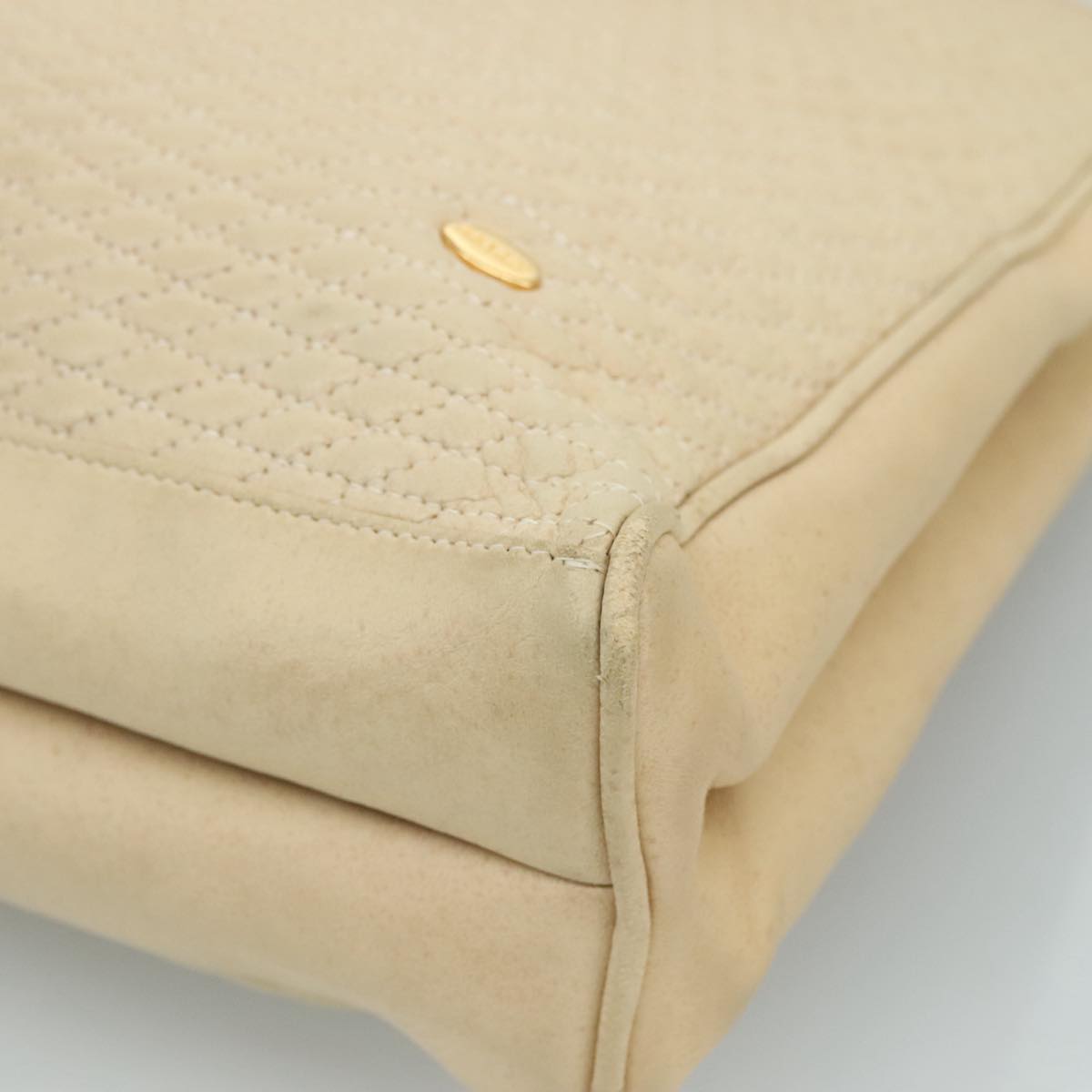 BALLY Quilted Chain Tote Bag Leather Beige Gold Auth 112375
