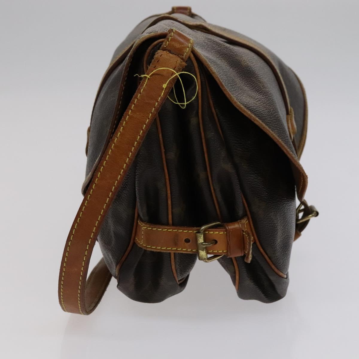LOUIS VUITTON Monogram Saumur 30 Shoulder Bag M42256 LV Auth 113014