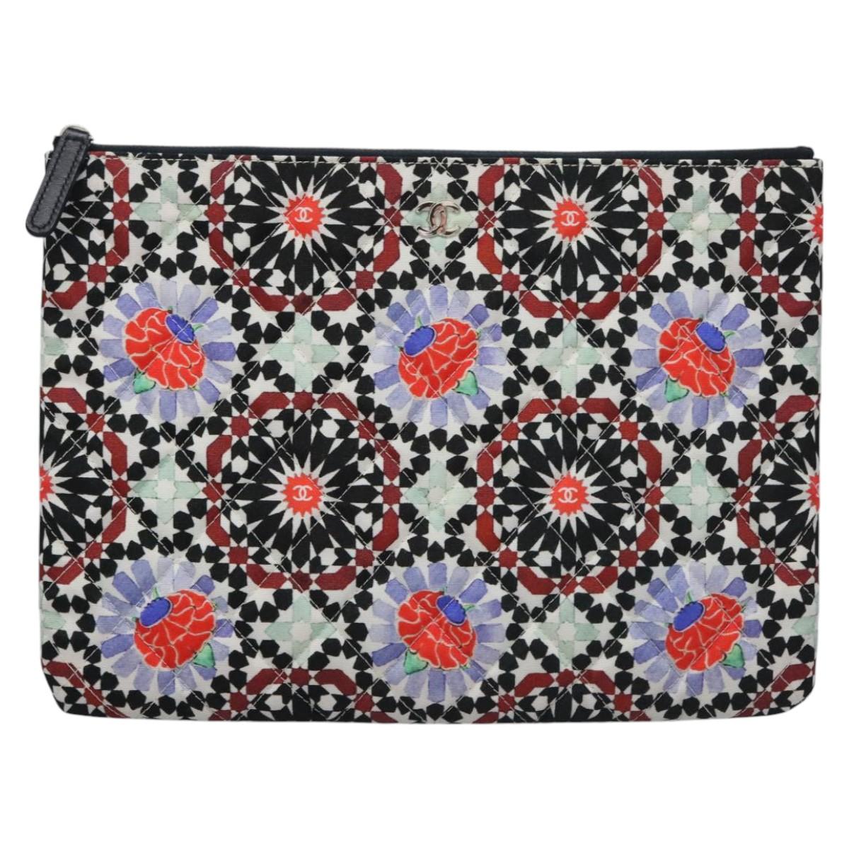 CHANEL Clutch Bag Cotton White CC Auth 113828AV