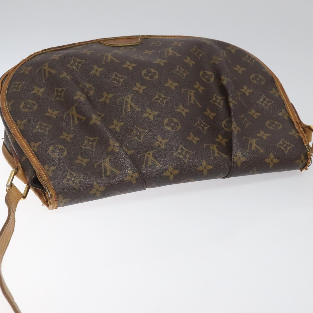 LOUIS VUITTON Monogram Menilmontant MM Shoulder Bag M40473 LV Auth 114445