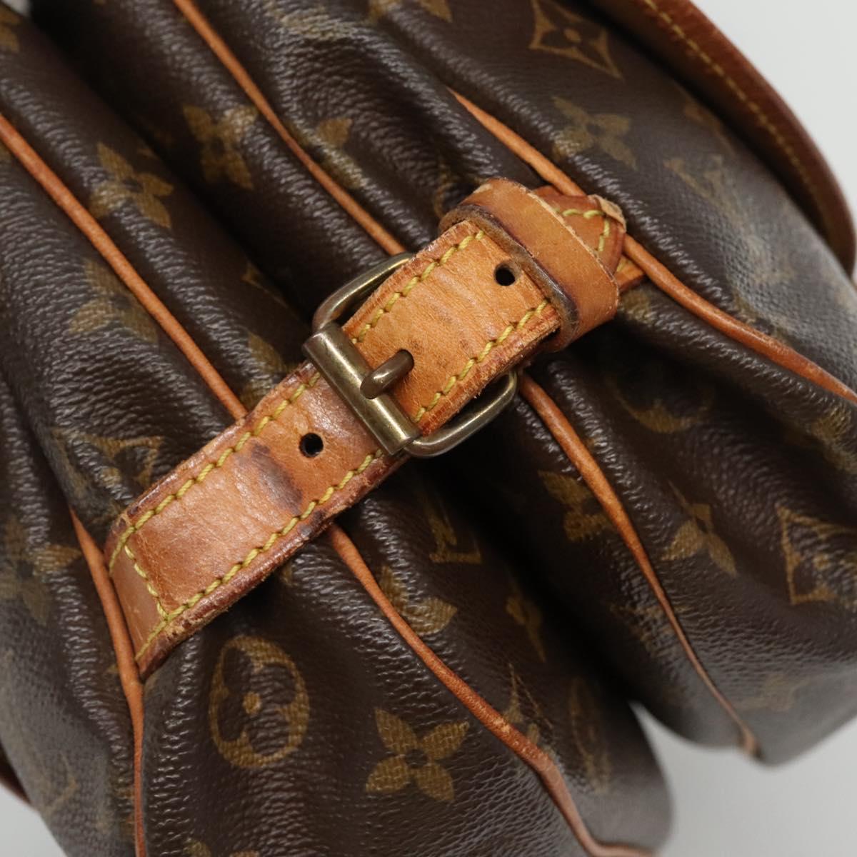 LOUIS VUITTON Monogram Saumur 30 Shoulder Bag M42256 LV Auth 114683