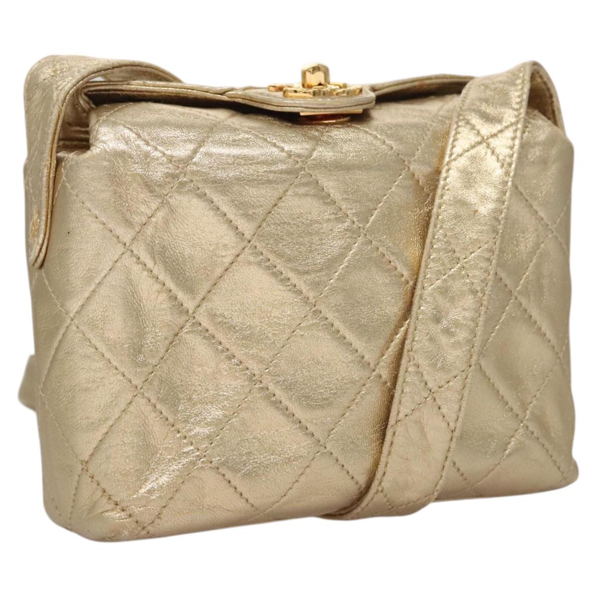 CHANEL Matelasse Shoulder Bag Lamb Skin Gold CC Auth 114942A